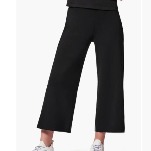 Spanx AirEssentials Crop Wide Leg pants - RETIRED STYLE - Picture 1 of 7
